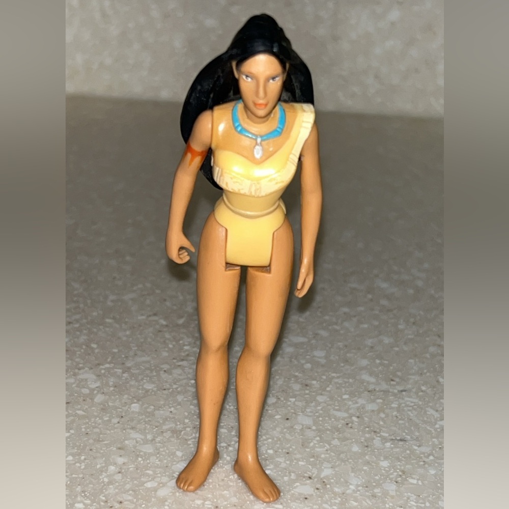 Vintage Disney Pocahontas Doll Toy Figure – 5” Princess Collectible (1990s)